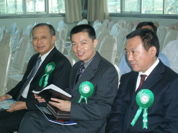 AGE�������޹�˾�±�ѹ������ҵ����