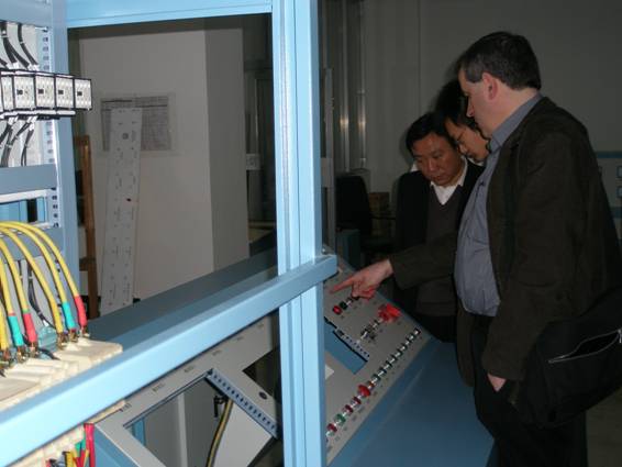 ���ô�MOLONEY������˾